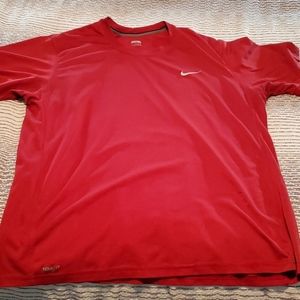 Nike tshirt